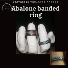 Load image into Gallery viewer, Abalone band Bentwood ring Slim cut
